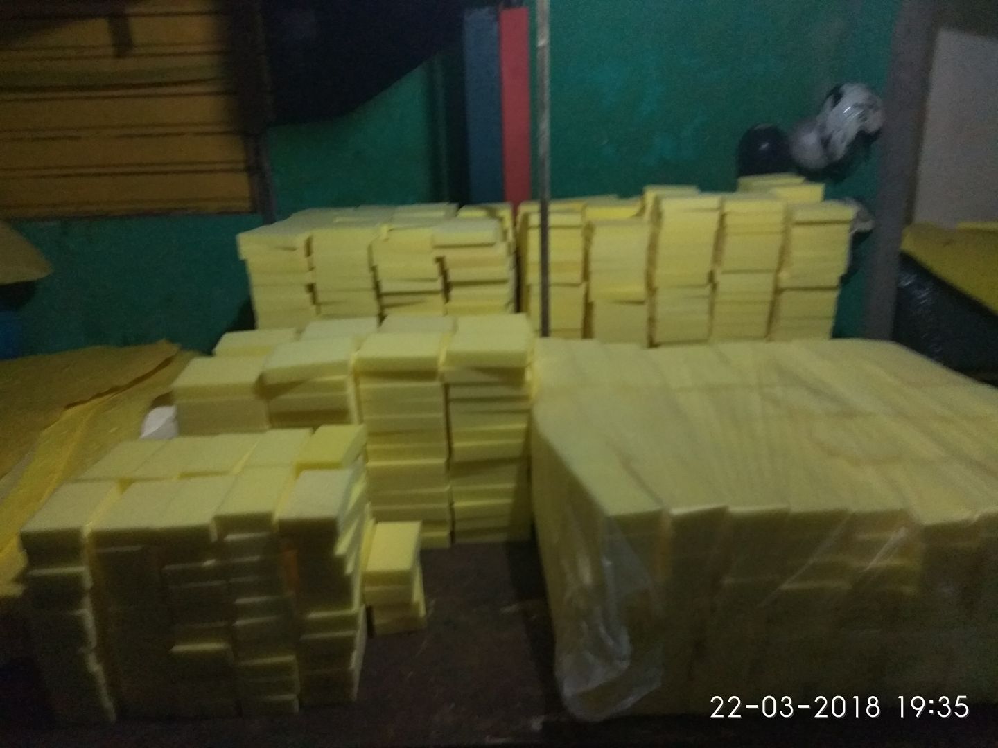 Spon Busa Cuci Mobil Spon Busa Cuci Mobil